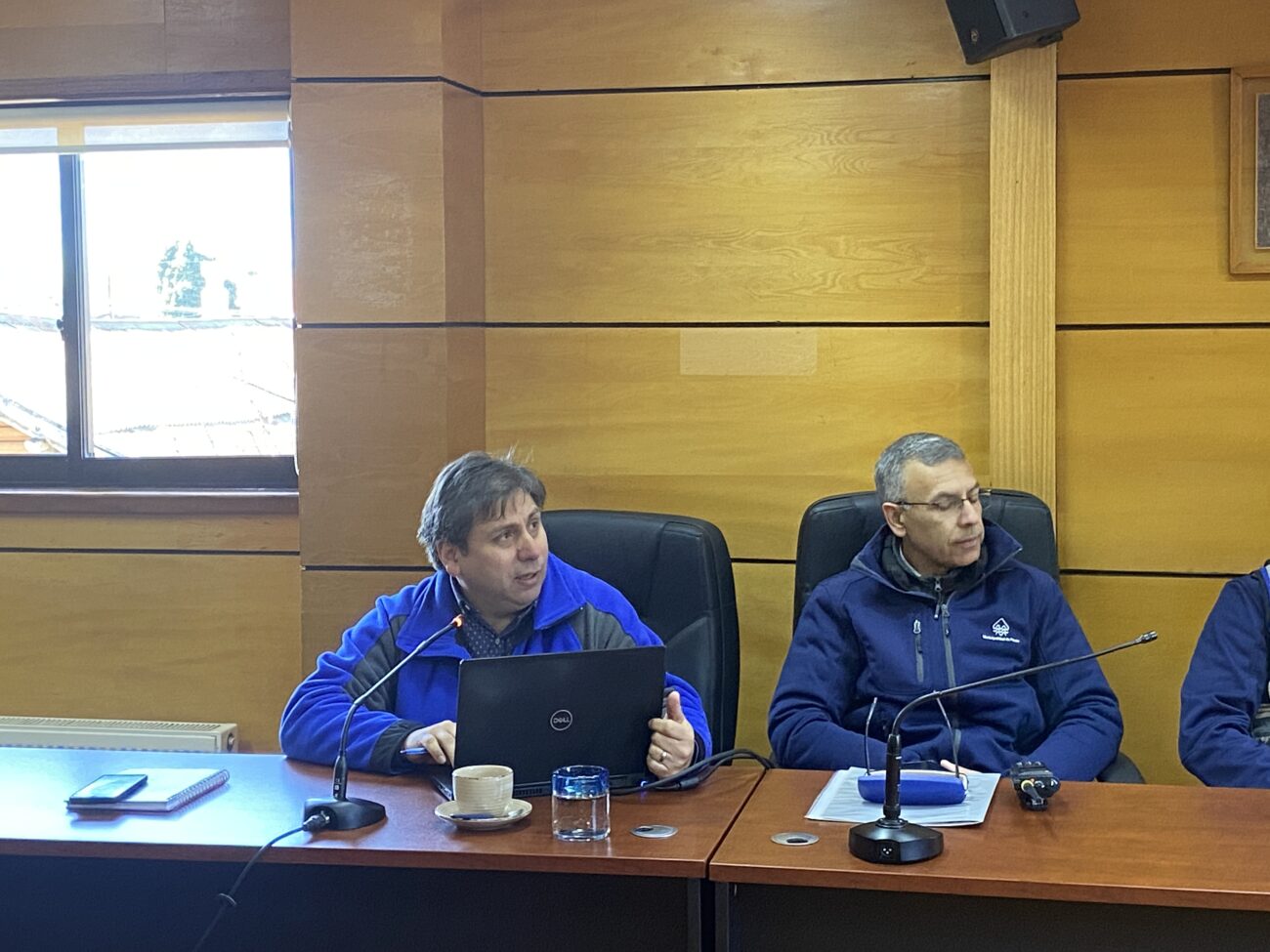JEFE DE LA RED NACIONAL DE VIGILANCIA VOLCÁNICA VISITÓ PUCÓN PARA ACTUALIZAR SITUACIÓN DEL VOLCÁN VILLARRICA ANTE DISMINUCIÓN DE ACTIVIDAD DE RIESGO