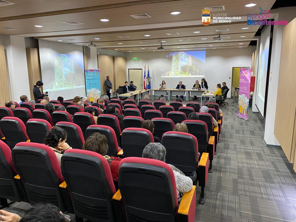 MUNICIPALIDAD DE RENGO ENTREGA SUBVENCIONES A MÁS DE 52 CLUBES DEL ADULTO MAYOR