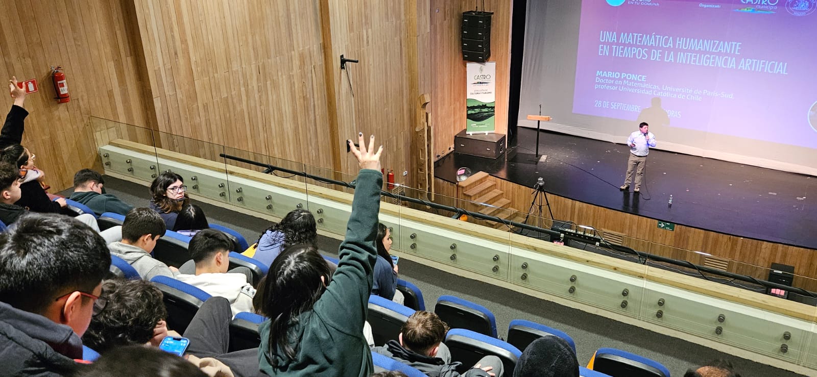 Más de 2 mil personas disfrutaron del Congreso del Futuro en Castro