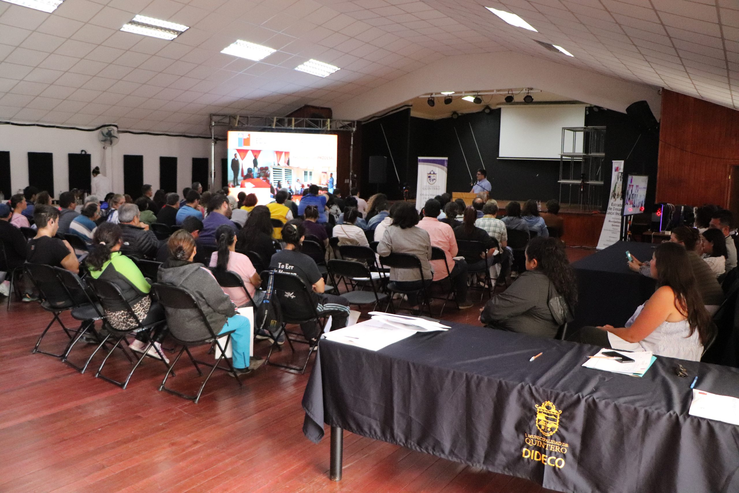 Programa EDLI de Quintero cierra el año con gran participación de vecinos