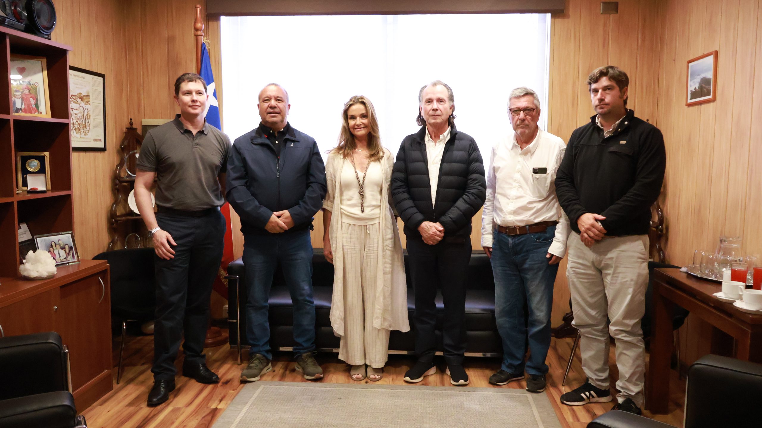 Familias benefactoras formalizaron cesión de terrenos para nuevo hospital de Quintero
