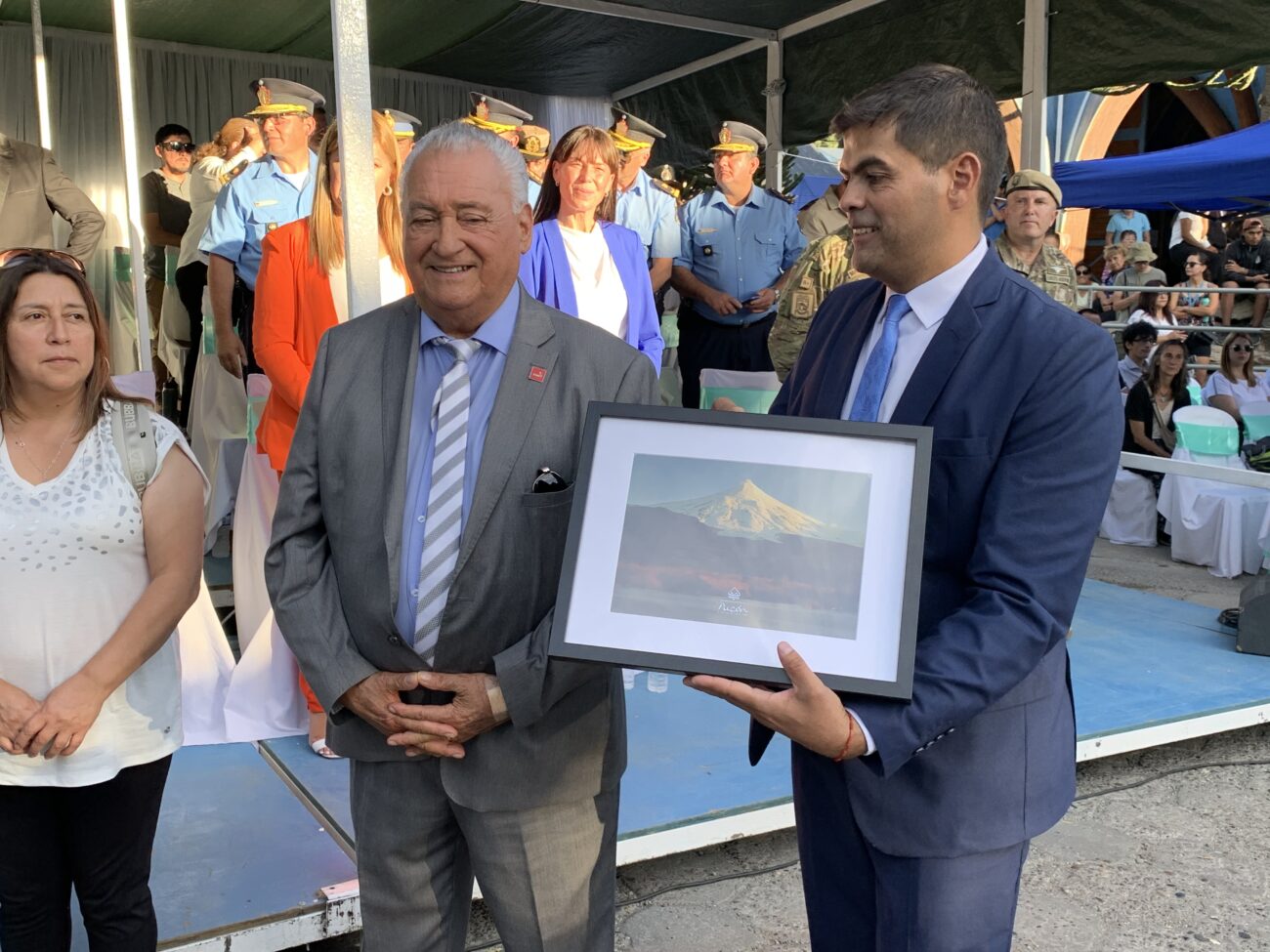 PUCÓN Y JUNIN DE LOS ANDES ESTRECHAN LAZOS PARA POTENCIAR EL TURISMO BINACIONAL – Website de la Municipalidad de Pucón