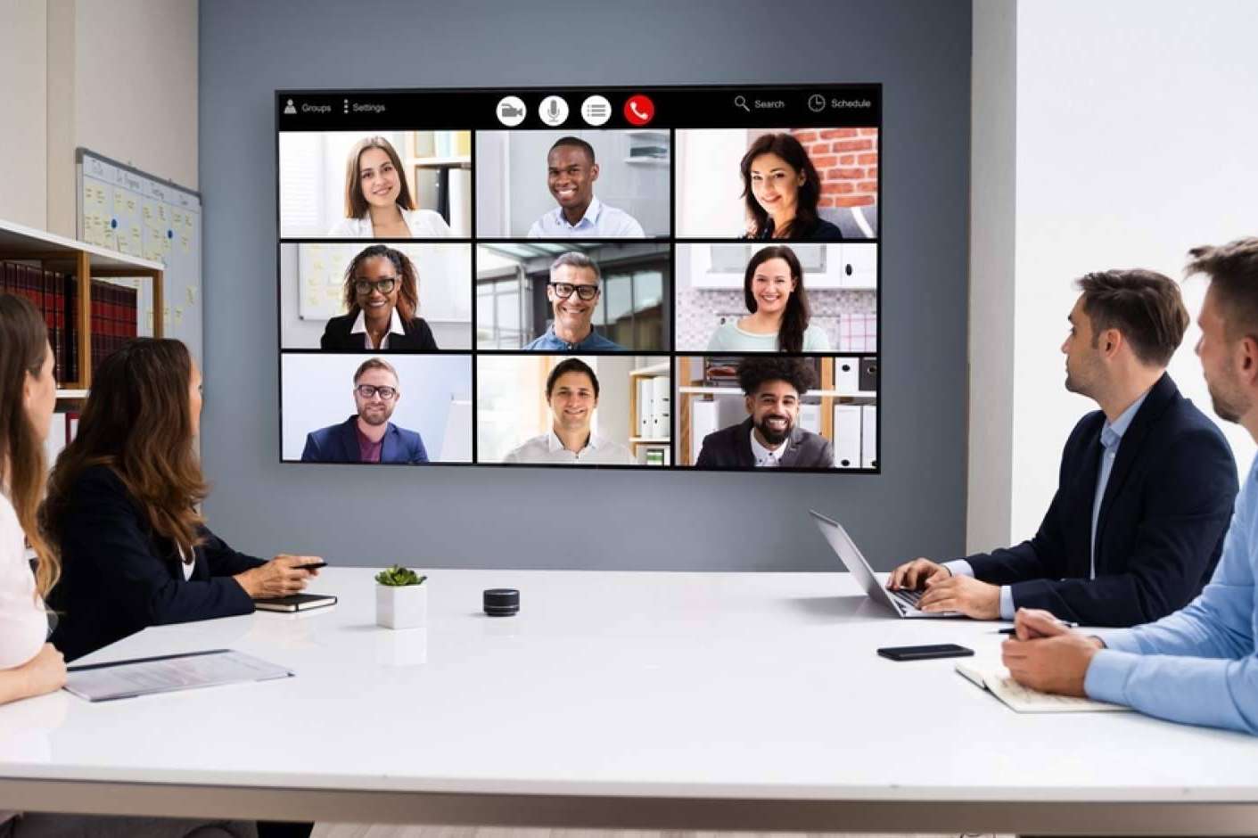 Oficinas inteligentes; Cómo la IA está revolucionando los espacios de trabajo